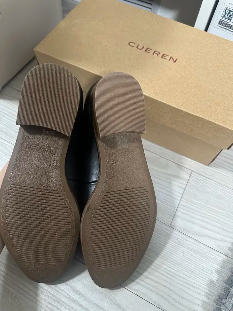 クエールン ロンドン ローファー ブラック 230