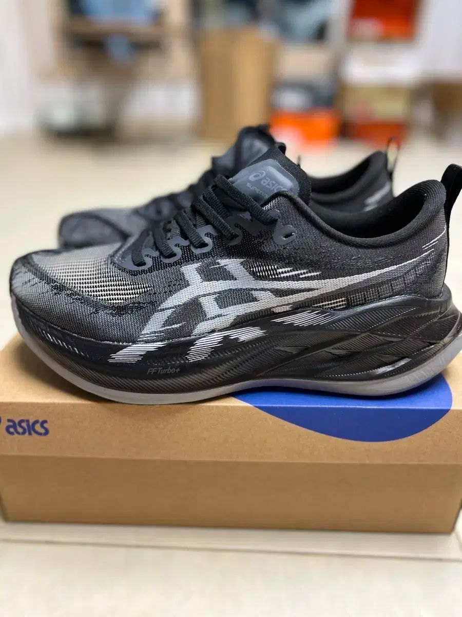 アシックス SUPERBLAST 2 パリ 265mm ランニングシューズ