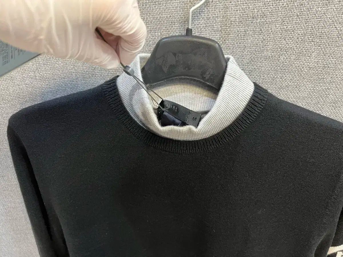 ゴルフウェア 防風ニット