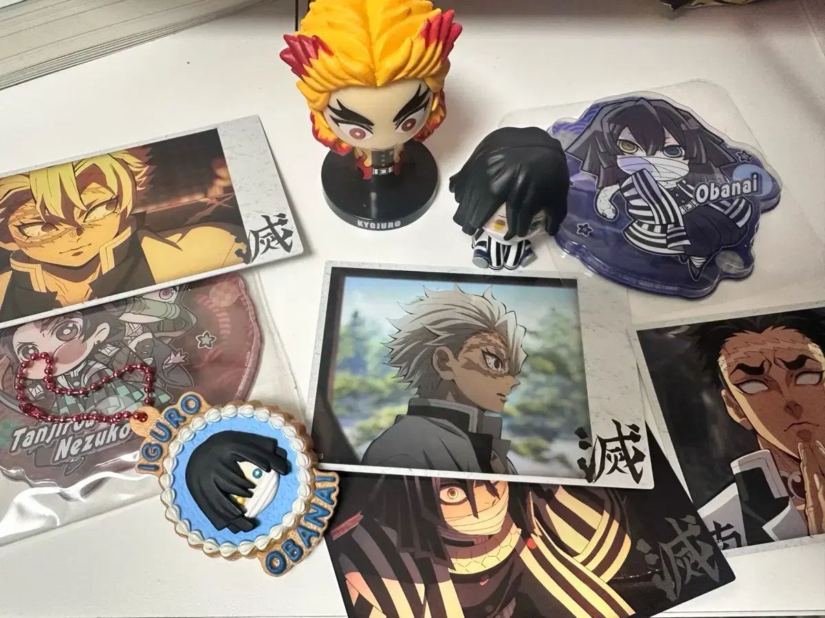 鬼滅の刃 煉獄 伊黒 小芭内 実弥 グッズ まとめ