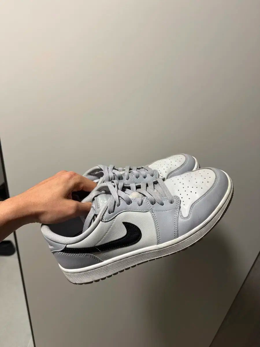 【正規品】Golf エアジョーダン ジョーダン1G ウルフグレー ゴルフシューズ Wolf grey ゴルフシューズ ジョーダン 1 ロー グレー 1 low golf shoes
