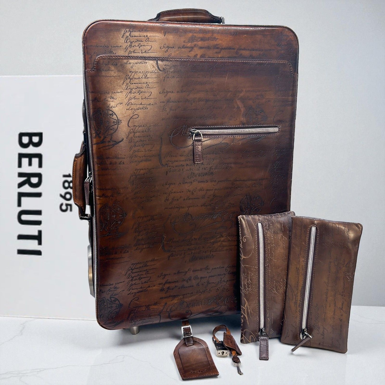 BERLUTI ベルルッティ フォーミュラ1000 カリグラフィ スクリットレザー スーツケース キャリーケース