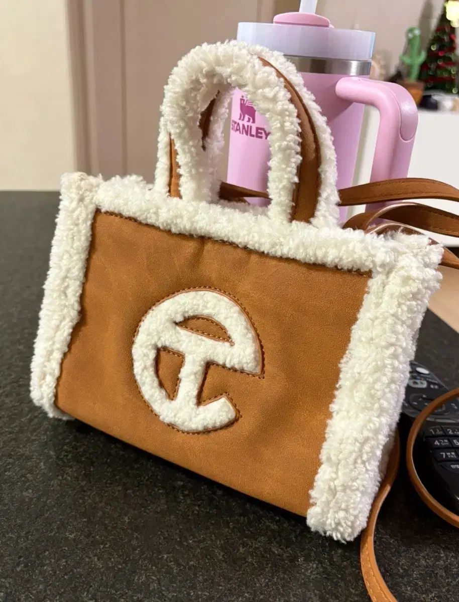 UGG スモール お買い物バッグ チェスナット