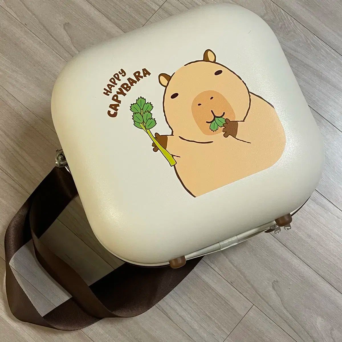 カピバラ キャリアー エバーランド CU