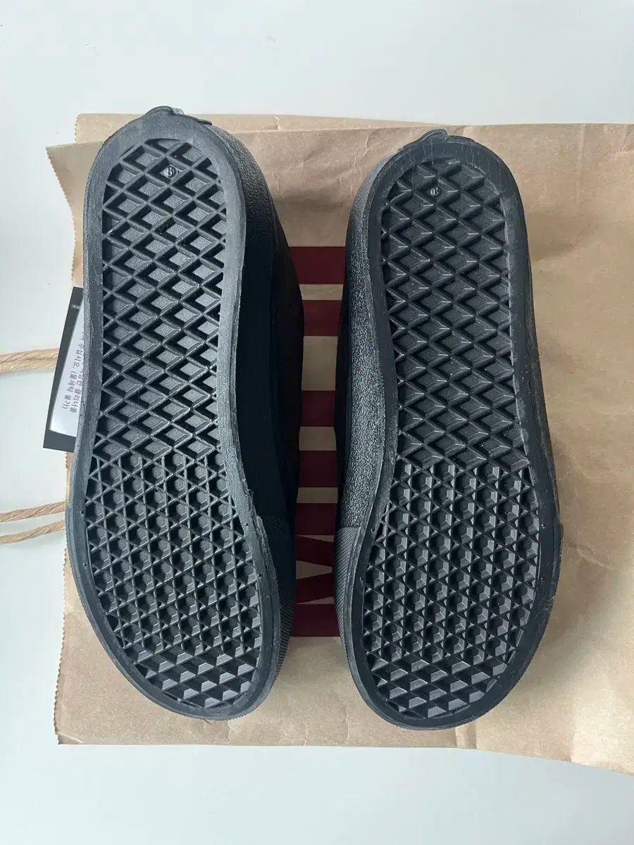 コートバーロウ ブラウン