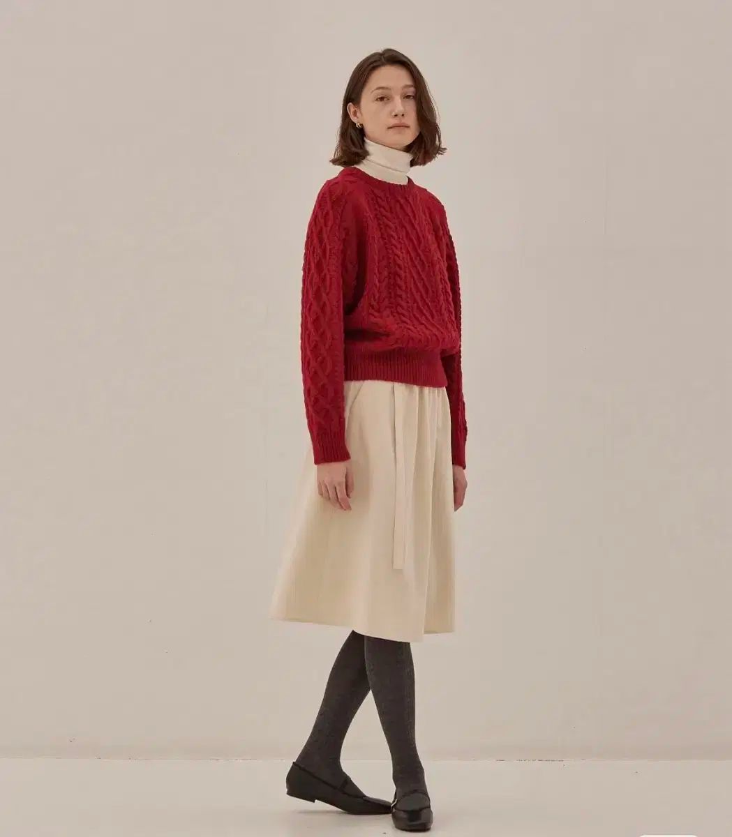 マンゴマンニプリーズ ユウタ シャーリング スカート アイボリー スモール