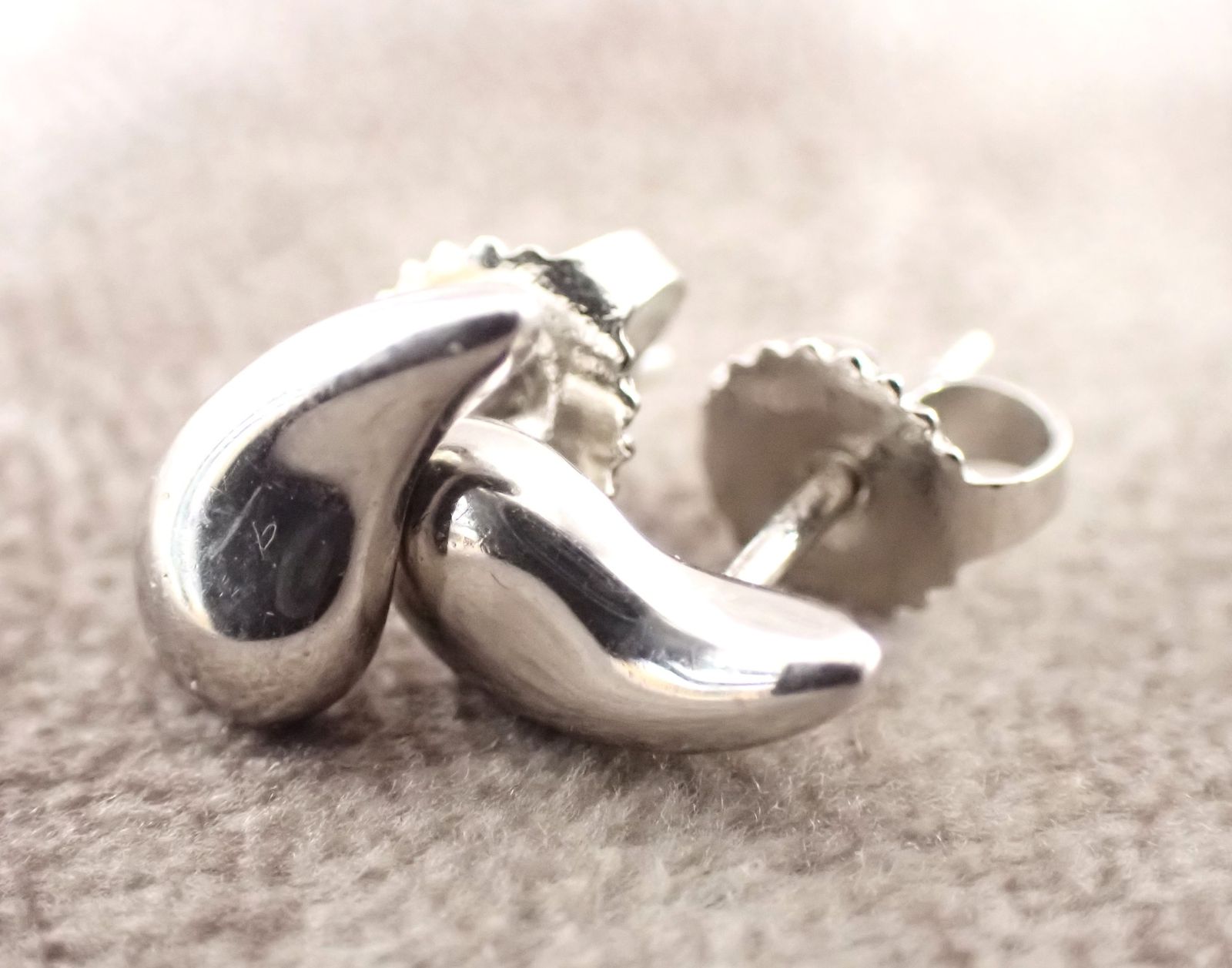 TIFFANY ティファニー ティアドロップピアス Pt 950 プラチナ レディース