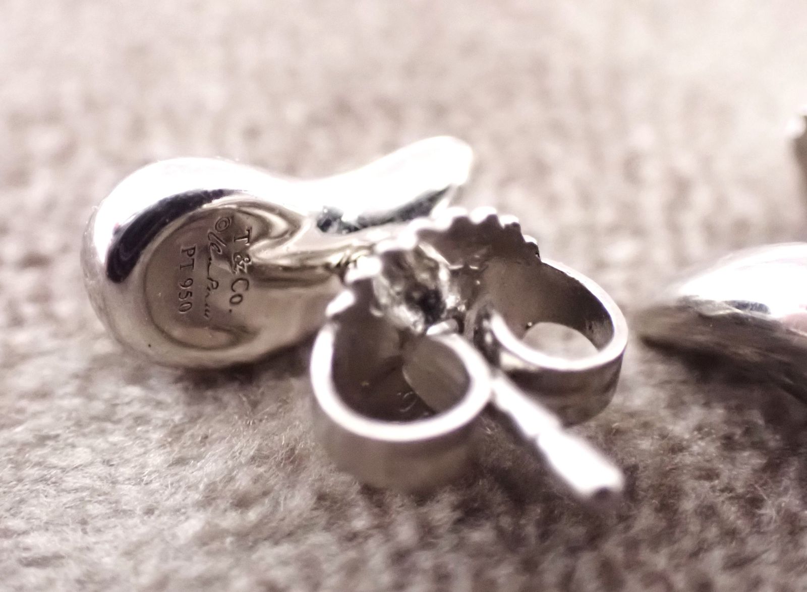 TIFFANY ティファニー ティアドロップピアス Pt 950 プラチナ レディース