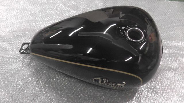 XV 250ビラーゴ 3 DM 048 xxx の タンク 錆