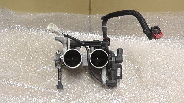 ニンジャ Ninja 250 ABS EX250L-A37xxx の スロットルボディ:#1762492456