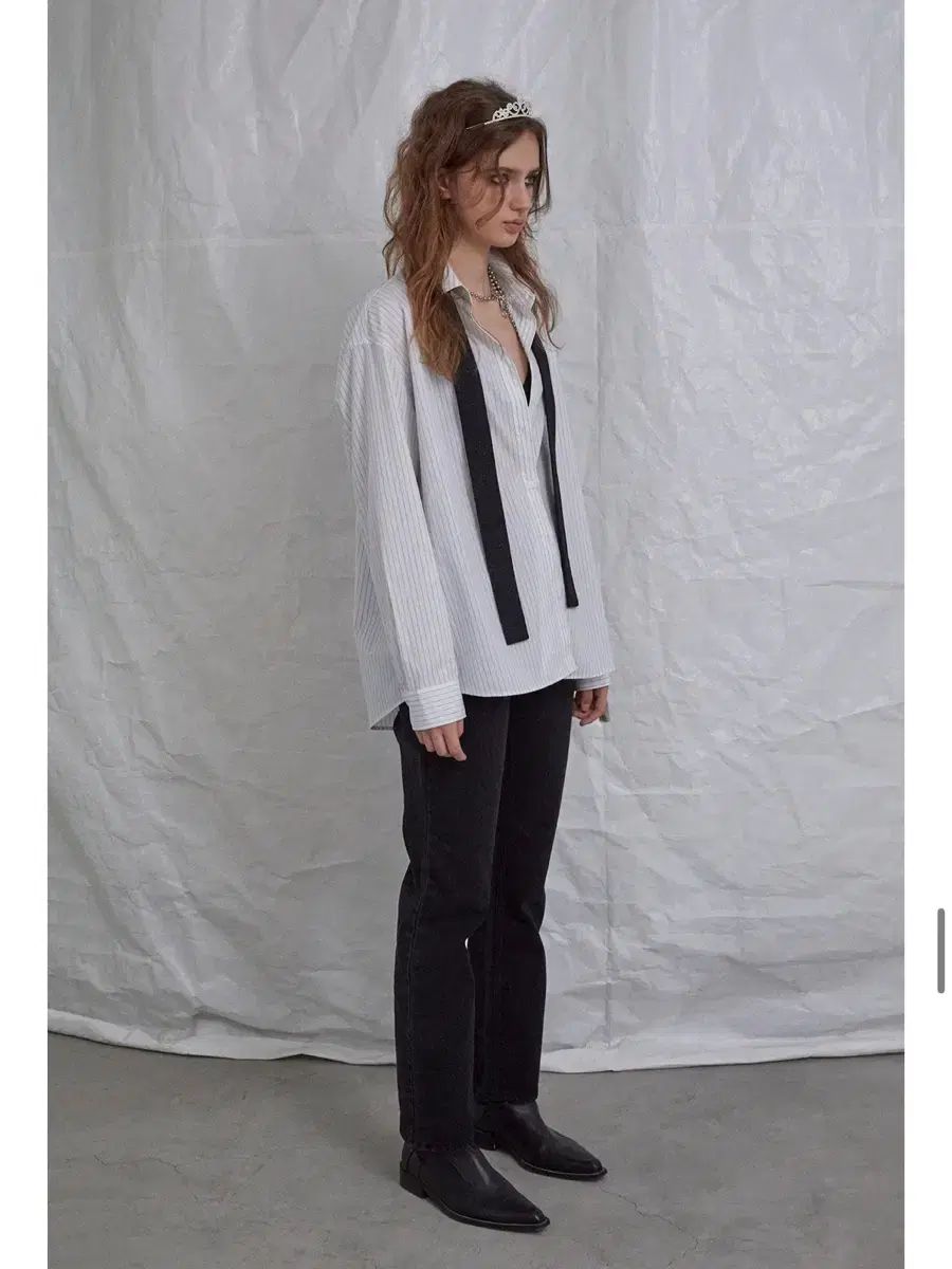 デアード ビーズ ビジネス ストライプ シャツ タイ