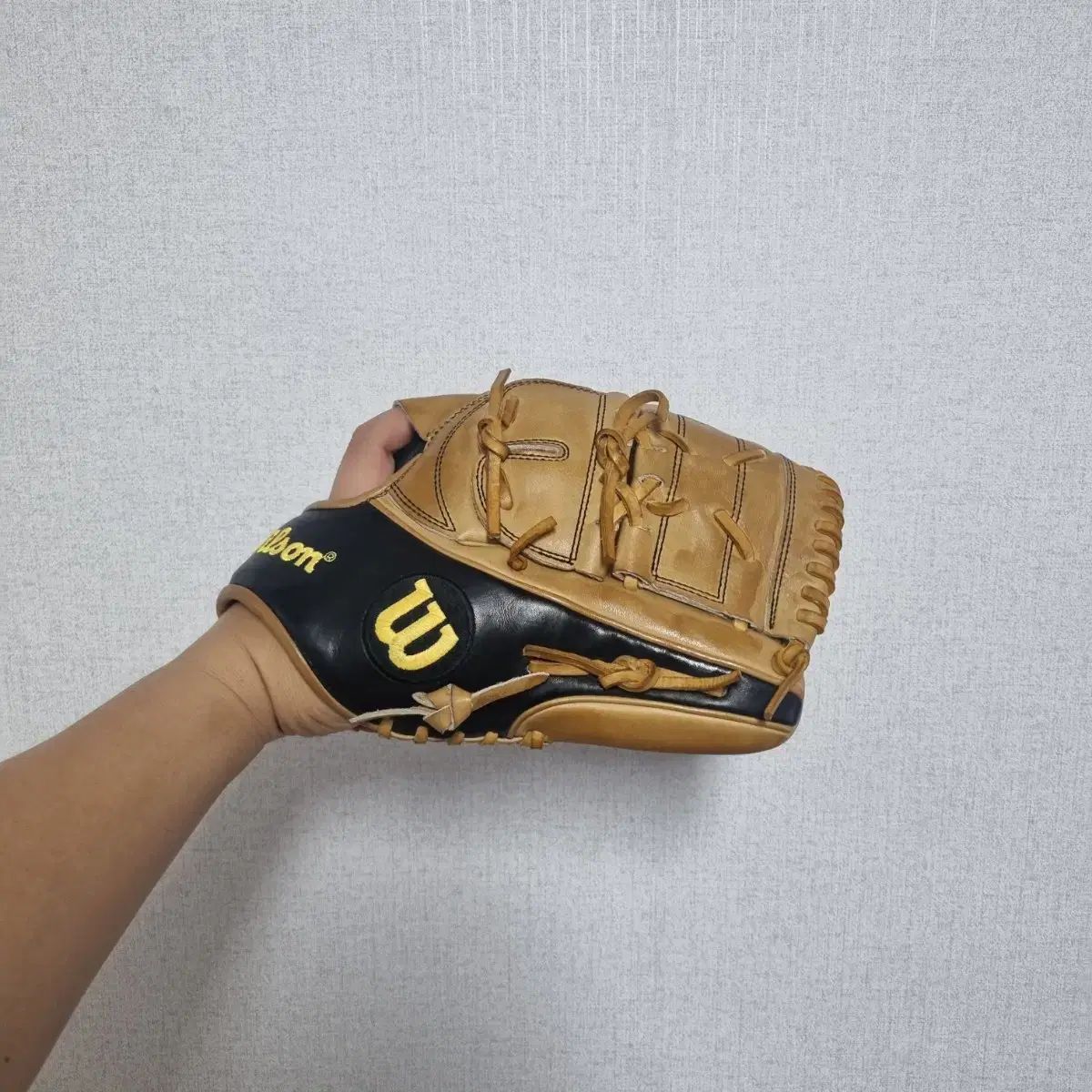 ウィルソン A 2 K 投手用グローブ