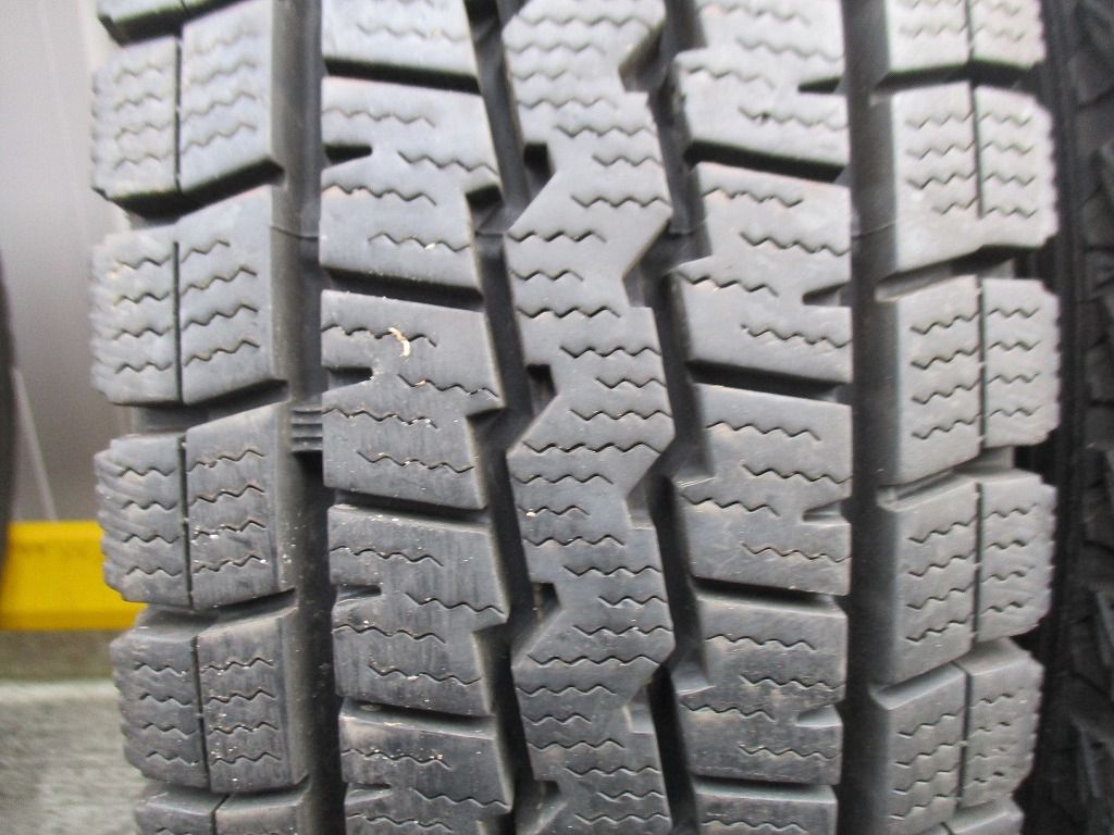 165 80 R 14 97 95 N LT ダンロップ WINTER MAXX SV 01 スタッドレス 2本 インボイス領収書発行