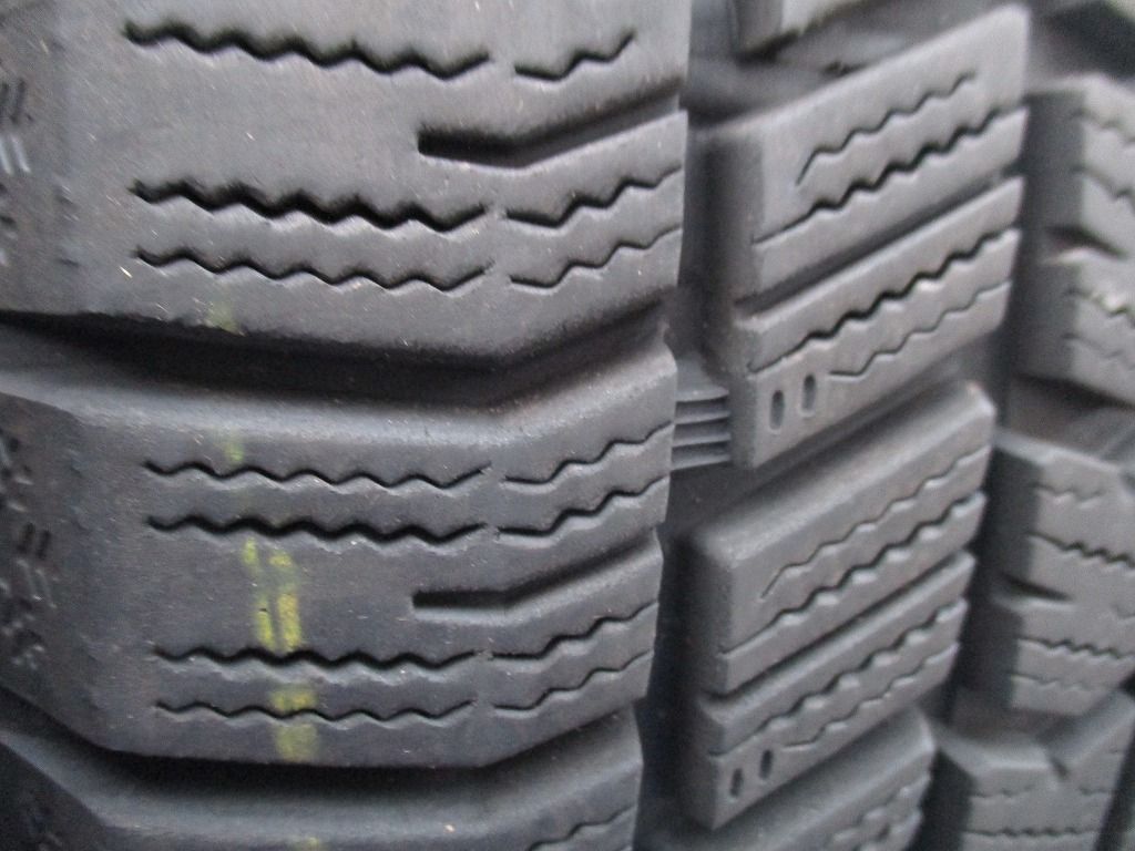  225 50 R 18 95 Q グッドイヤー スタッドレス 4本 インボイス領収書発行 18インチ スタッドレス