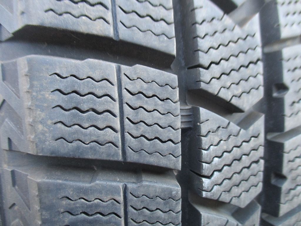 02 スタッドレス