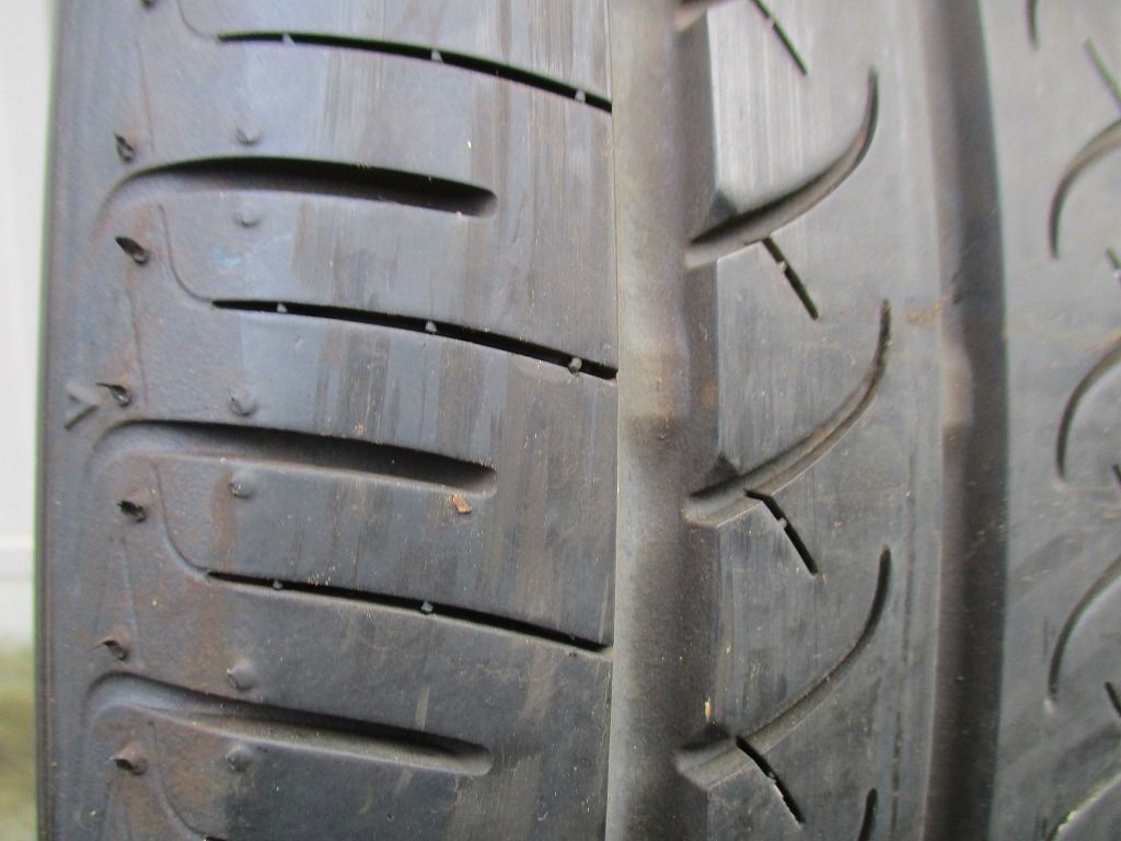  185 60 R 15 84 H ヨコハマ BluEarth 製 2本 インボイス領収書発行 15インチ サマータイヤ ノーマルタイヤ