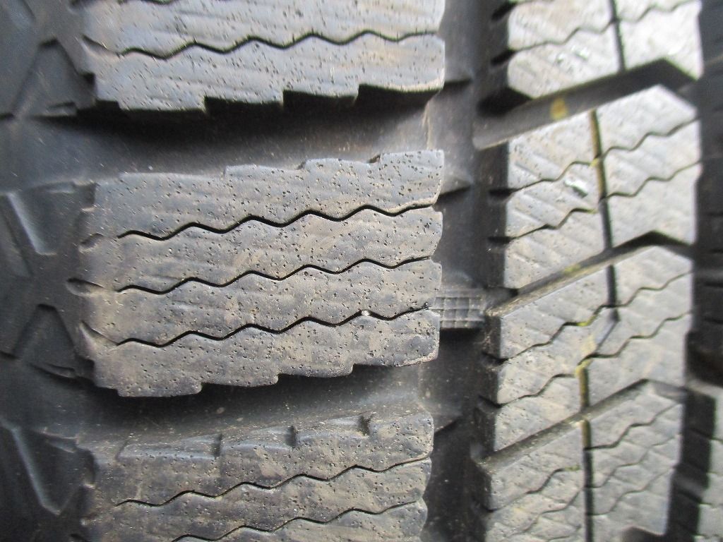  205 60 R 16 92 Q トーヨータイヤ OBSERVE GIZ 2 スタッドレス 製 4本 インボイス領収書発行 16インチ スタッドレス