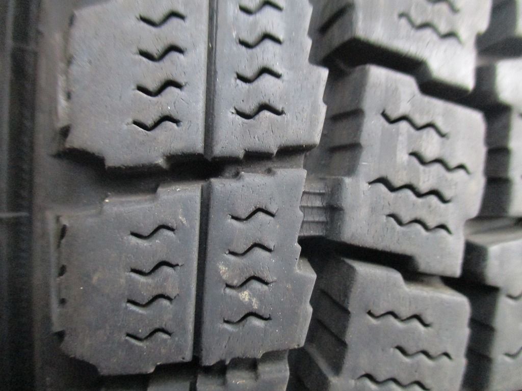155/80R14 88/86N LT グッドイヤー ICENAVI CARGO スタッドレス 2021年