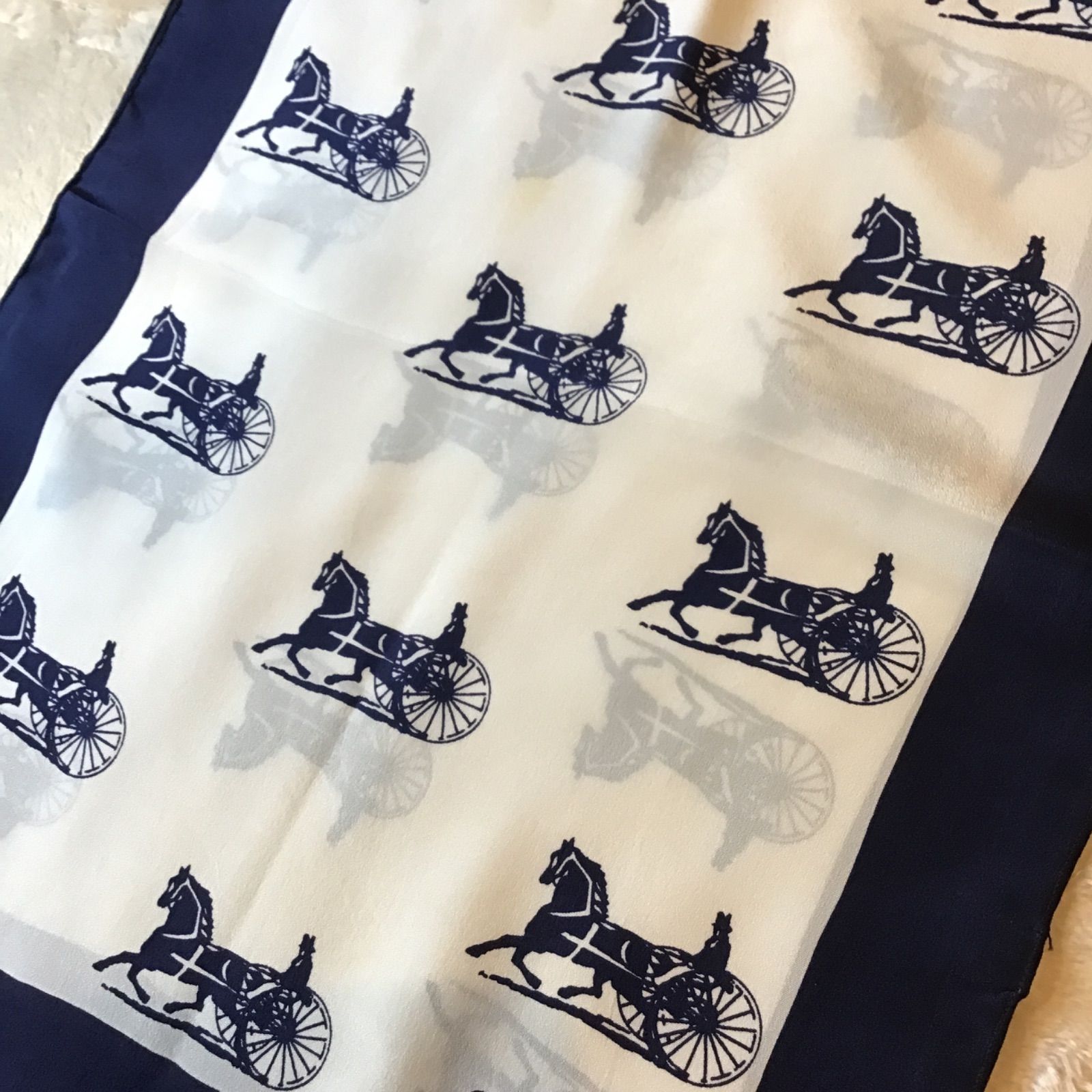 美品 オールドCÉLINE 馬車と馬 ビンテージ シルクスカーフ セリーヌ