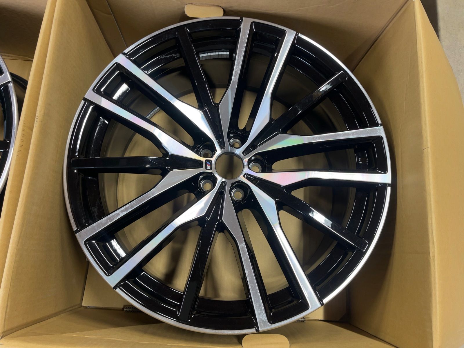 BMW X 5 G 05 6 06 新車外し 22インチ ４本セット