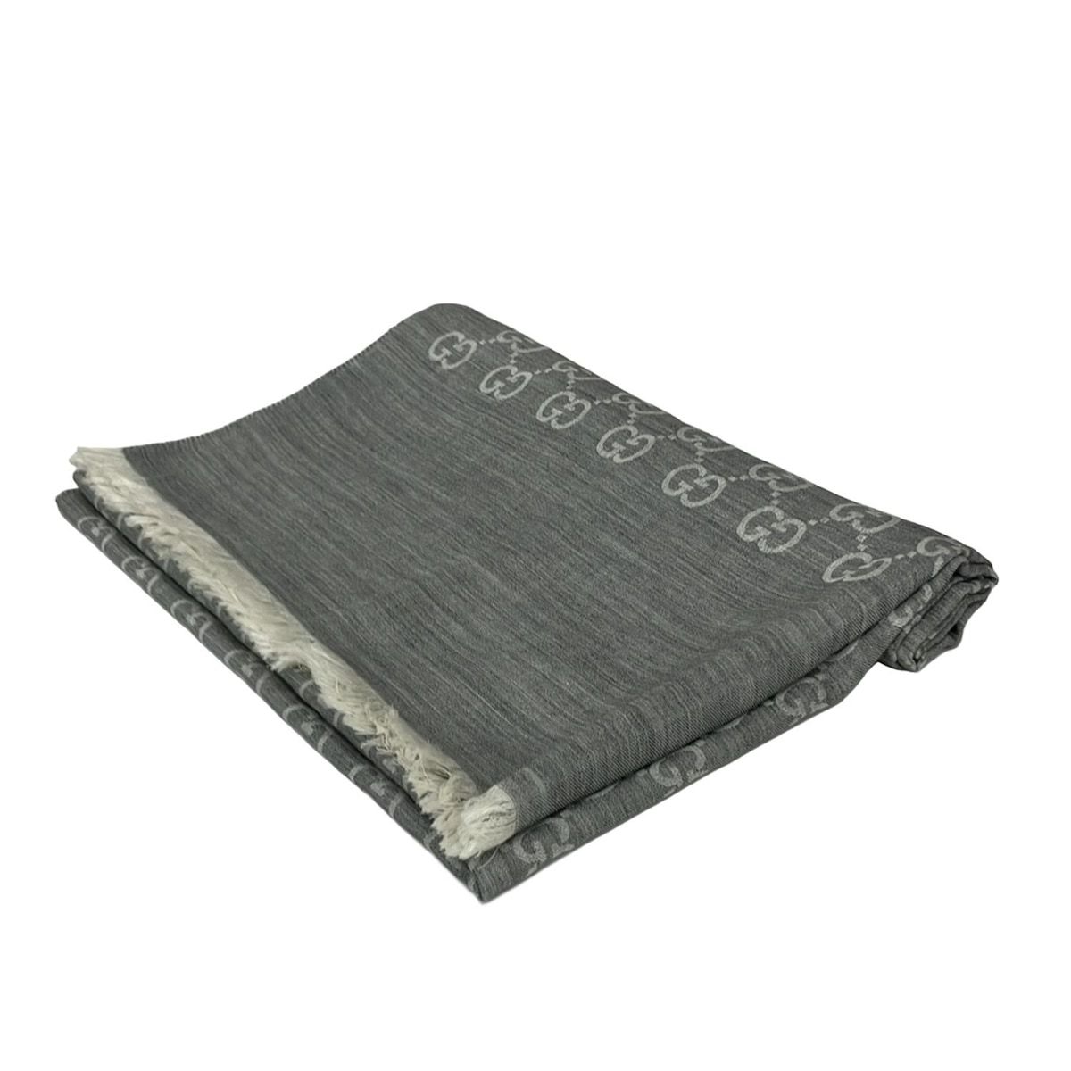 美品 GUCCI グッチ ストール GG ロゴ グレー ラメ キラ ショール 美品 GUCCI グッチ ストール GG ロゴ グレー ラメ キラ ショール 楽天