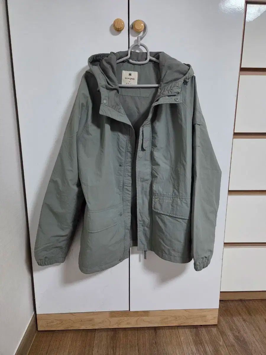 Snow Peak スノーピーク ウィンドブレーカー フード ジャケット ライト カーキ ほぼ