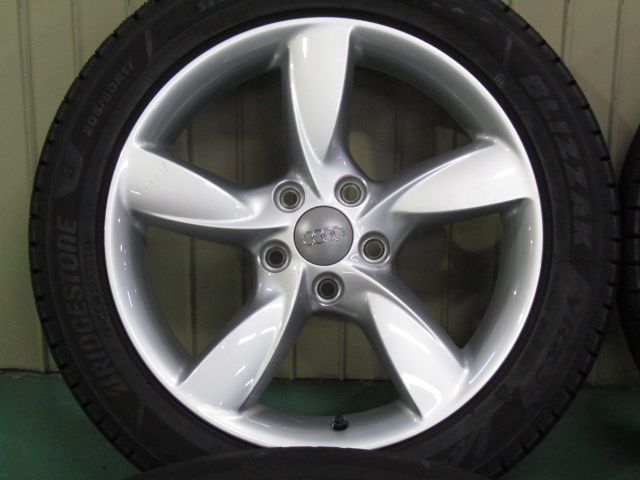 【美品で超溝あり】アウディ　8V系　A3ウインター純正　5アームヘリカデザイン