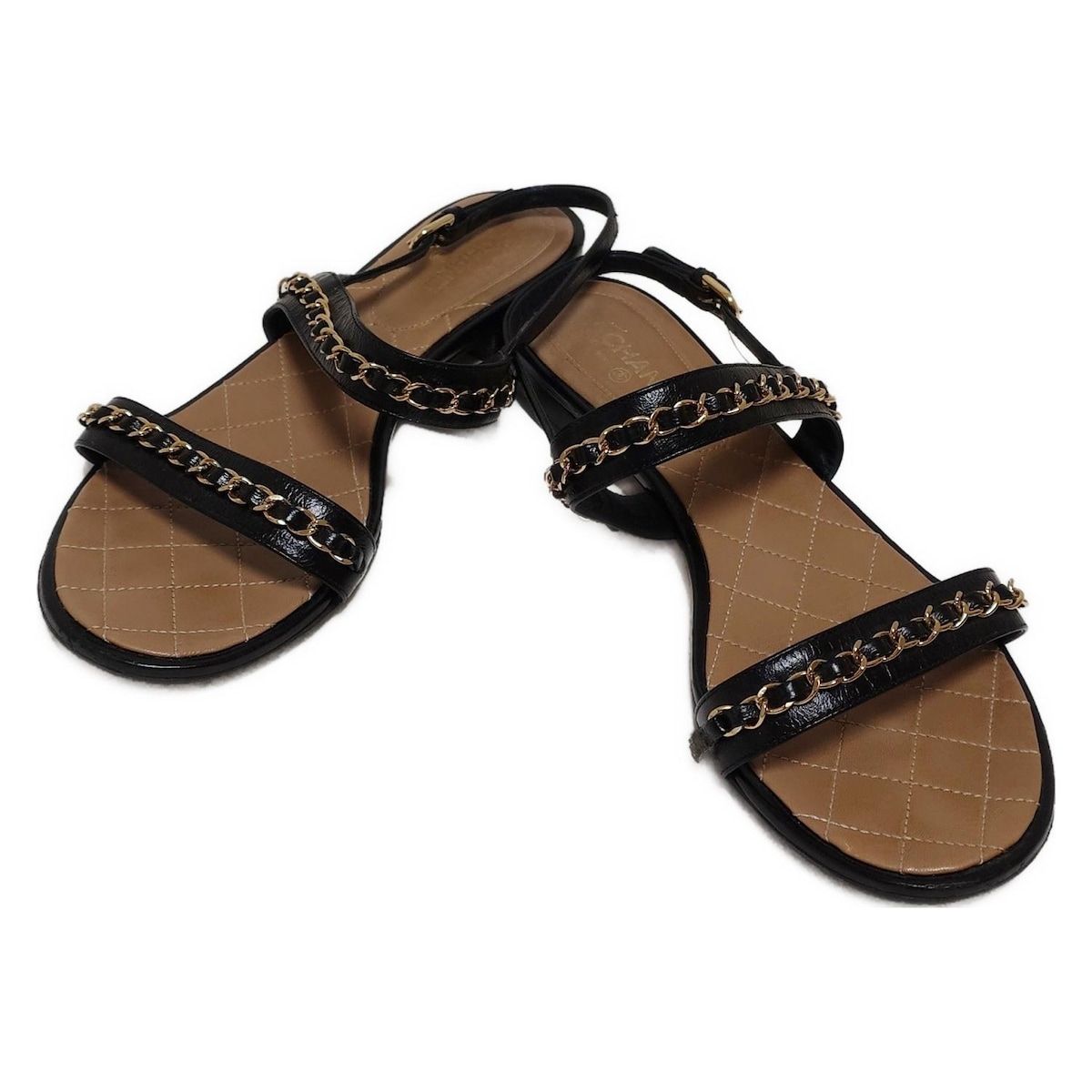 CHANEL(シャネル) サンダル 38 1/2 C レディース - 黒 ゴールド金具