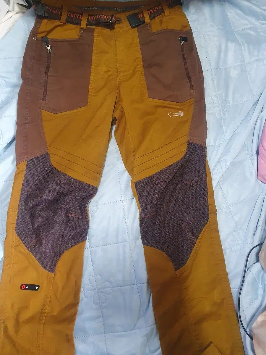 アイダー 登山 ズボン ブラウン/カーキ