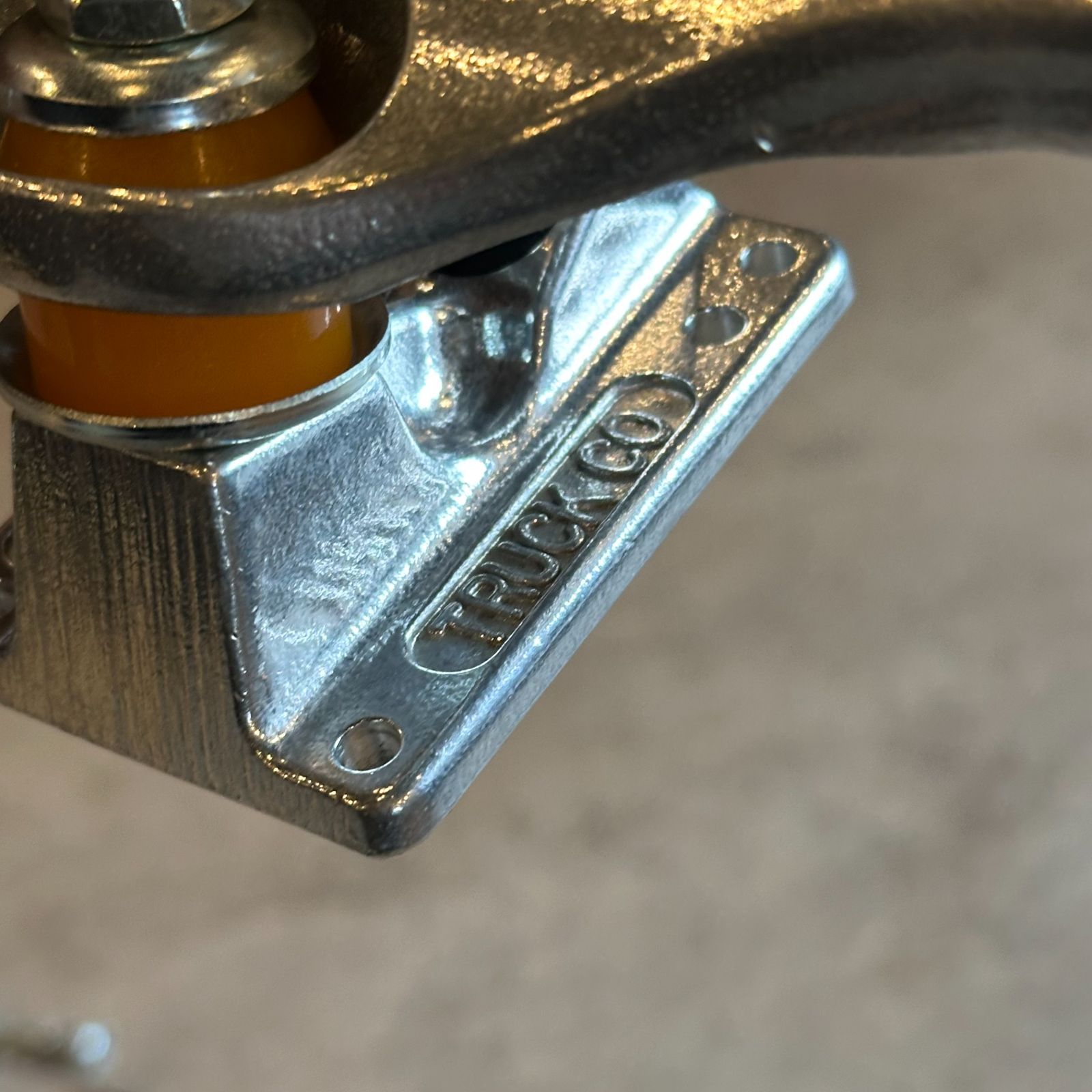 トラック STAGE 11 HI 8 625 inch INDEPENDENT インディペンデント