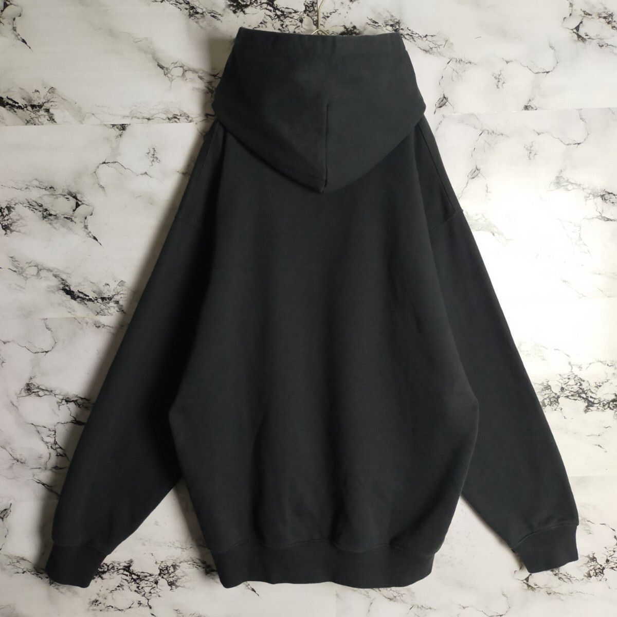 016【希少XLサイズ】ダイム☆刺繍ビッグロゴ　人気即完売品　ブラックパーカー 人気Lサイズ】ダイム☆刺繍ロゴ入りパーカー 即完売 入手困難 人気