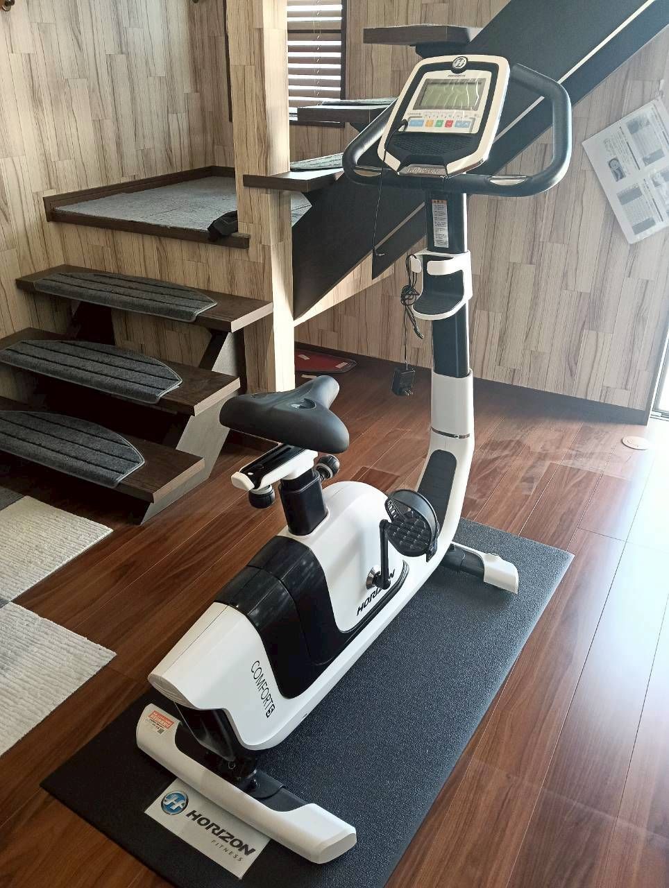 HORIZON ホライズン アップライトバイク 家庭用 エクササイズバイク JOHNSON フィットネス 2511 O