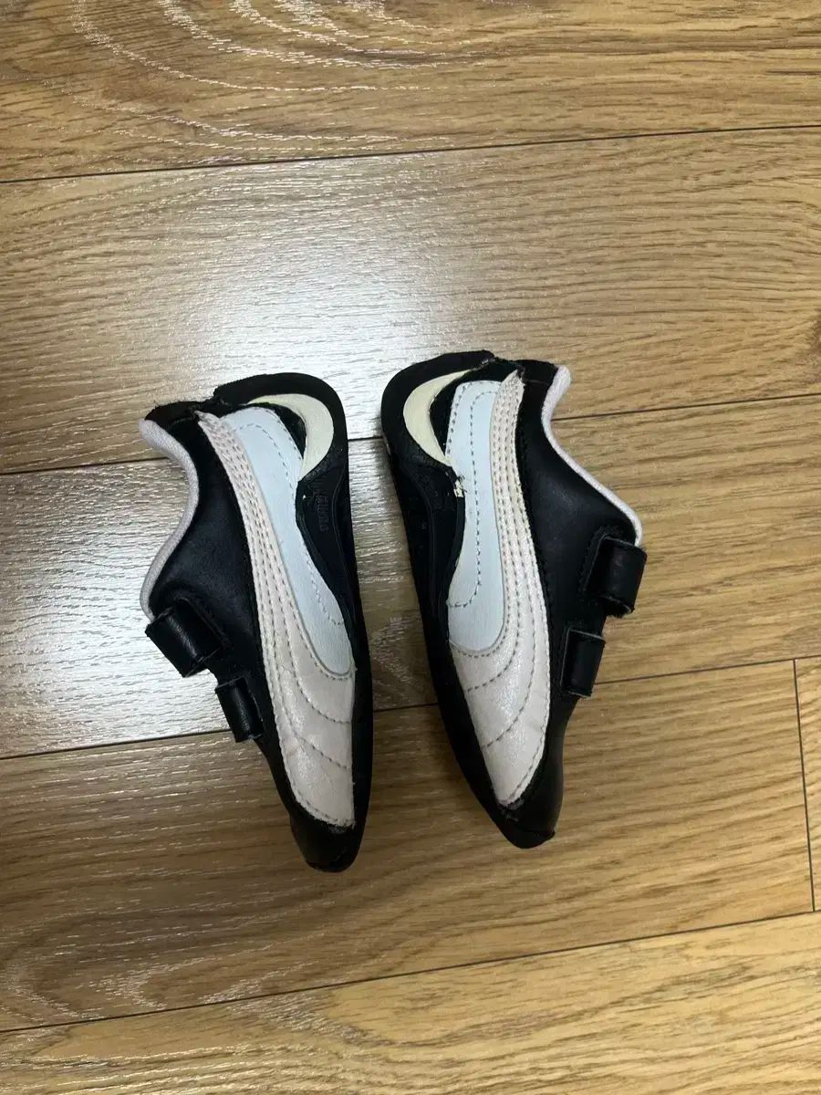 プーマ スピードキャット キッズ 130 mm 黒 Ping マ物