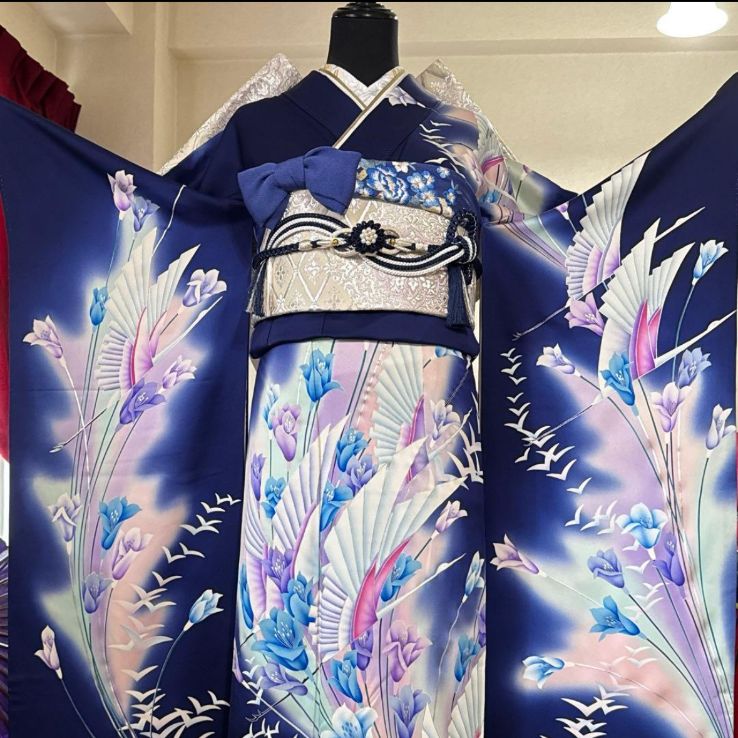 濃紺 振袖フルセット(4点)セット 袋帯・長襦袢・半衿・古典柄 鶴文様