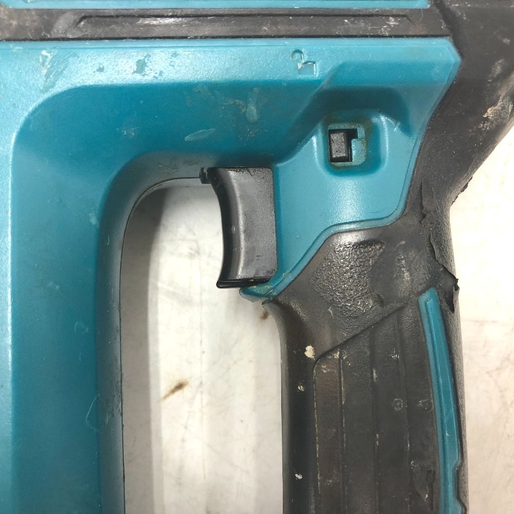 フィニッシュネイラ ケース