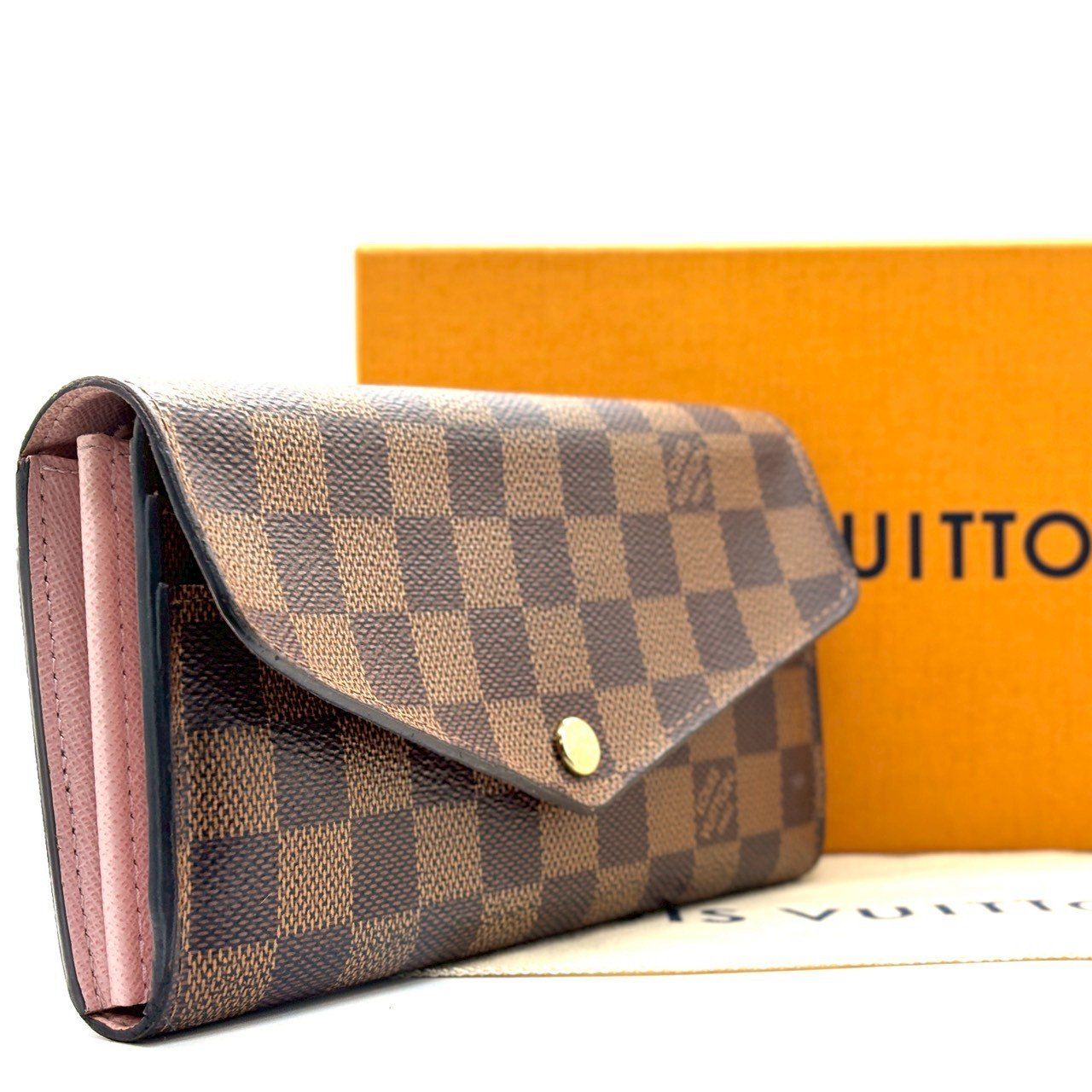 上品さと可憐さを両立】 LOUIS VUITTON ルイヴィトン 長財布 ダミエ