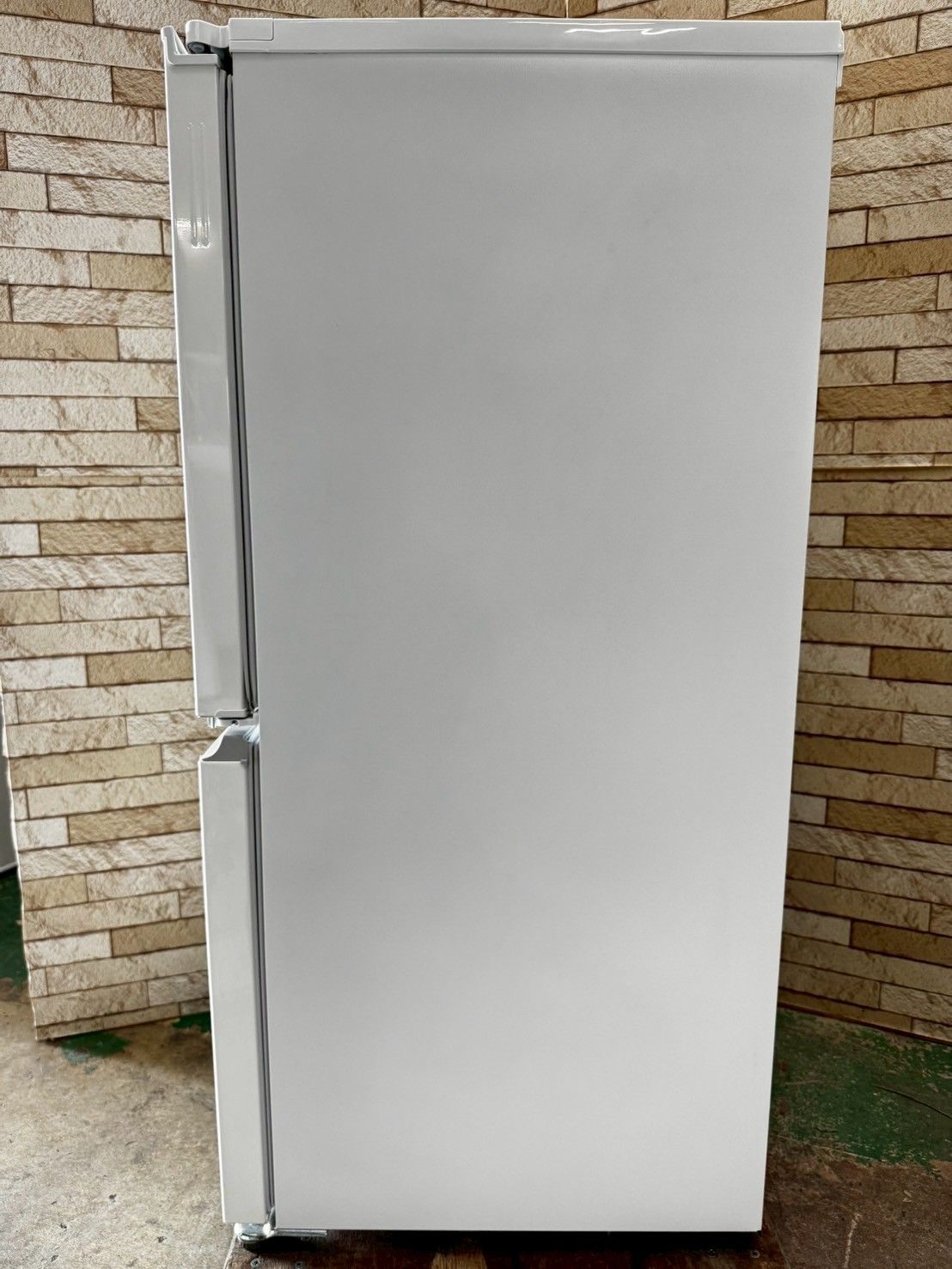 大阪送料無料★3か月保障付き★冷蔵庫★シャープ★2ドア★2021年★SJ-15E8-KW★IR-1002 大阪送料無料☆3か月保障付き☆冷蔵庫☆シャープ☆2ドア