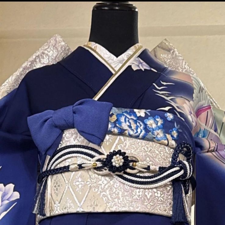 濃紺 振袖フルセット(4点)セット 袋帯・長襦袢・半衿・古典柄 鶴文様