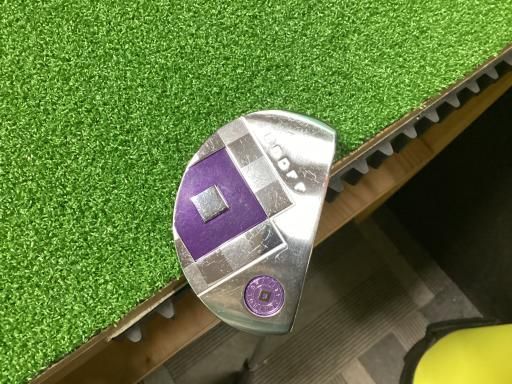 グローブライド ONOFF OM-4 33インチ レディース パター PT スチール フレックスその他 レディース 女性用 右利き 右用 Cランク ゴルフクラブ