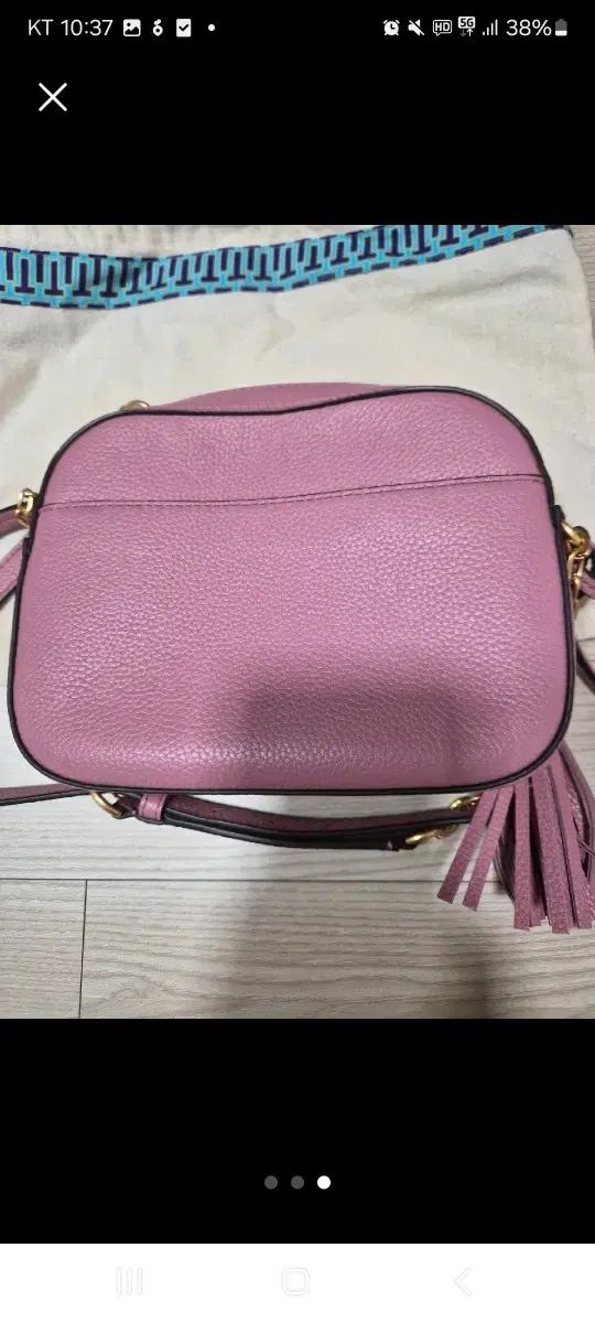  トリーバーチ カメラバッグ ピンク タッセル クロスバッグ メッセンジャーバッグ ショルダーバッグ
