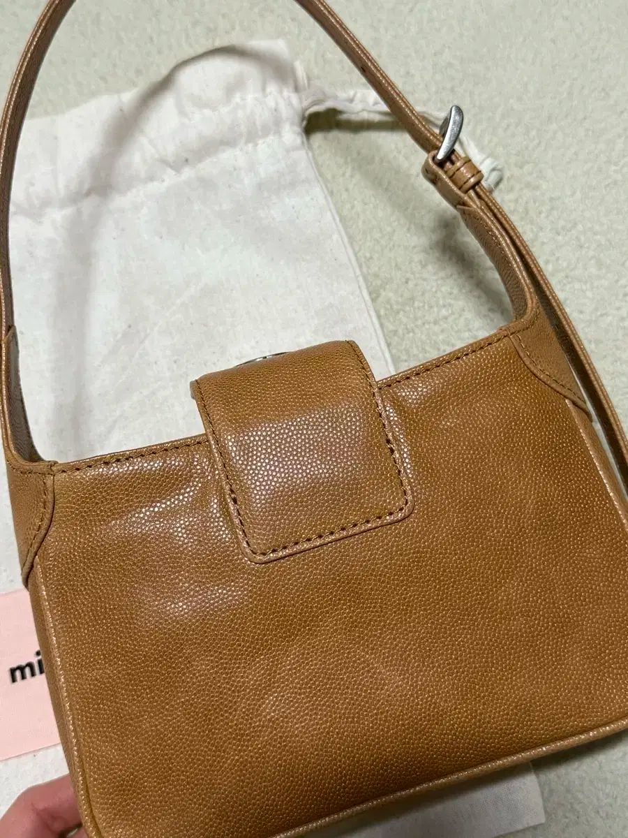  ミニミュート バトン マイクロ キャビア キャメル トートバッグ バッグ