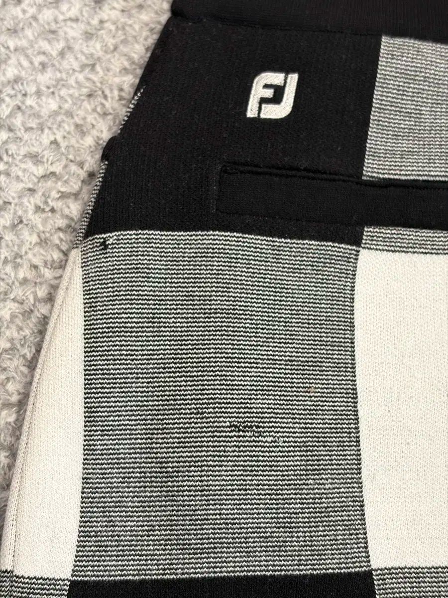 チェックパターン スカート