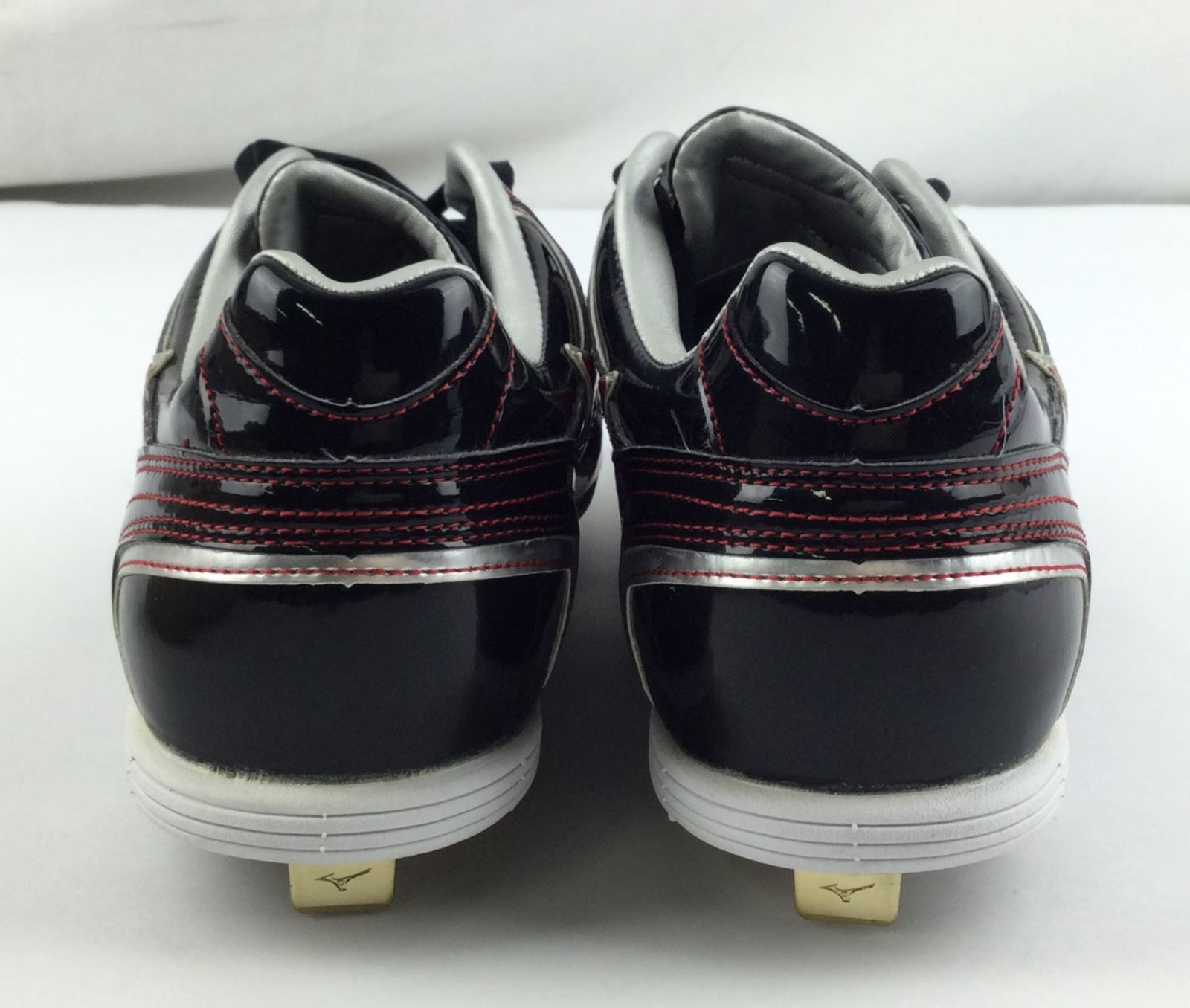 スパイク シューズ