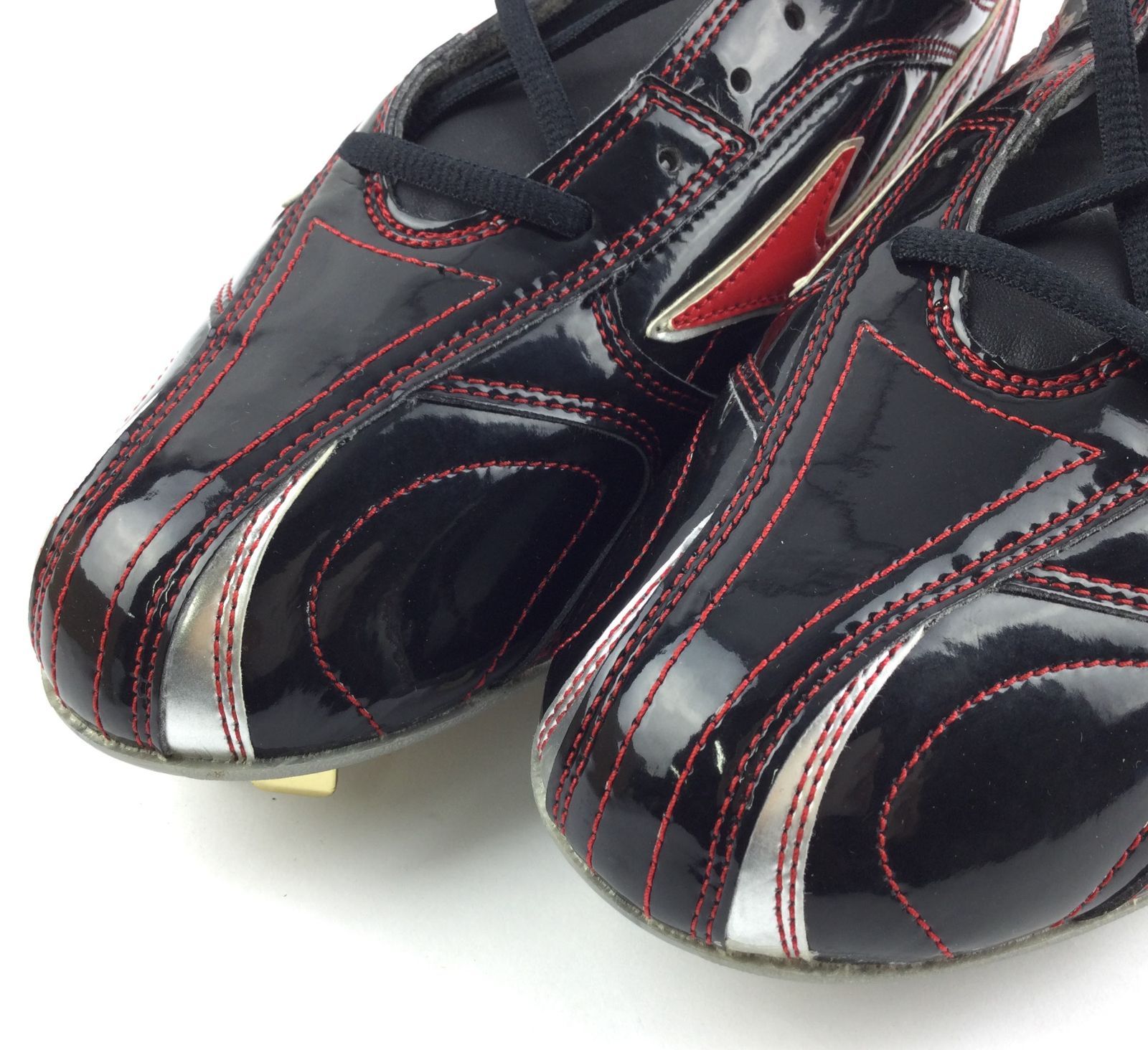 スパイク シューズ