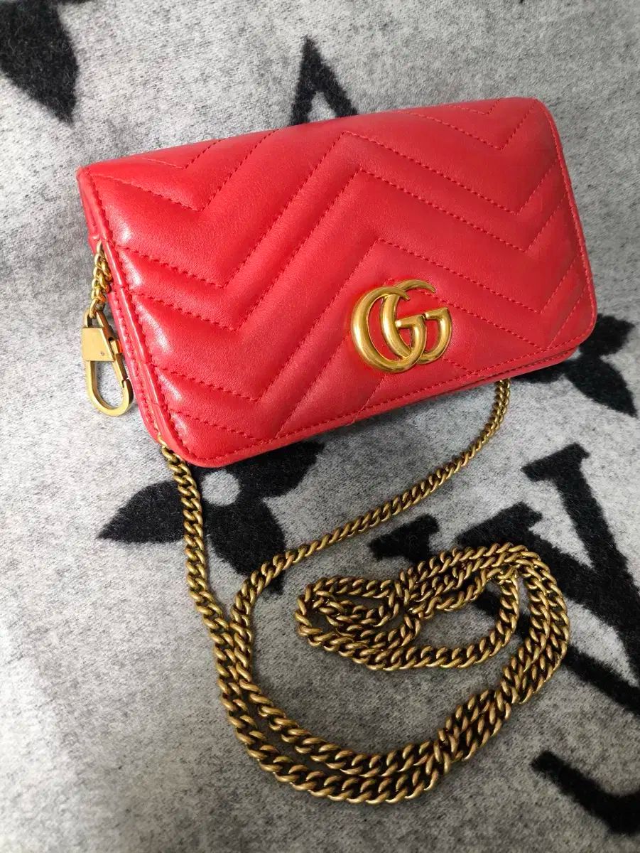 グッチ GGマーモント チェーン ミニバック