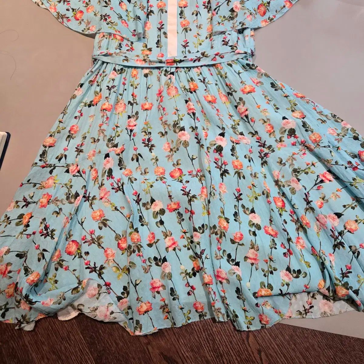 バーバリー children シルク フラワー プリント ワンピース スカイブルー 12 y 152 cm