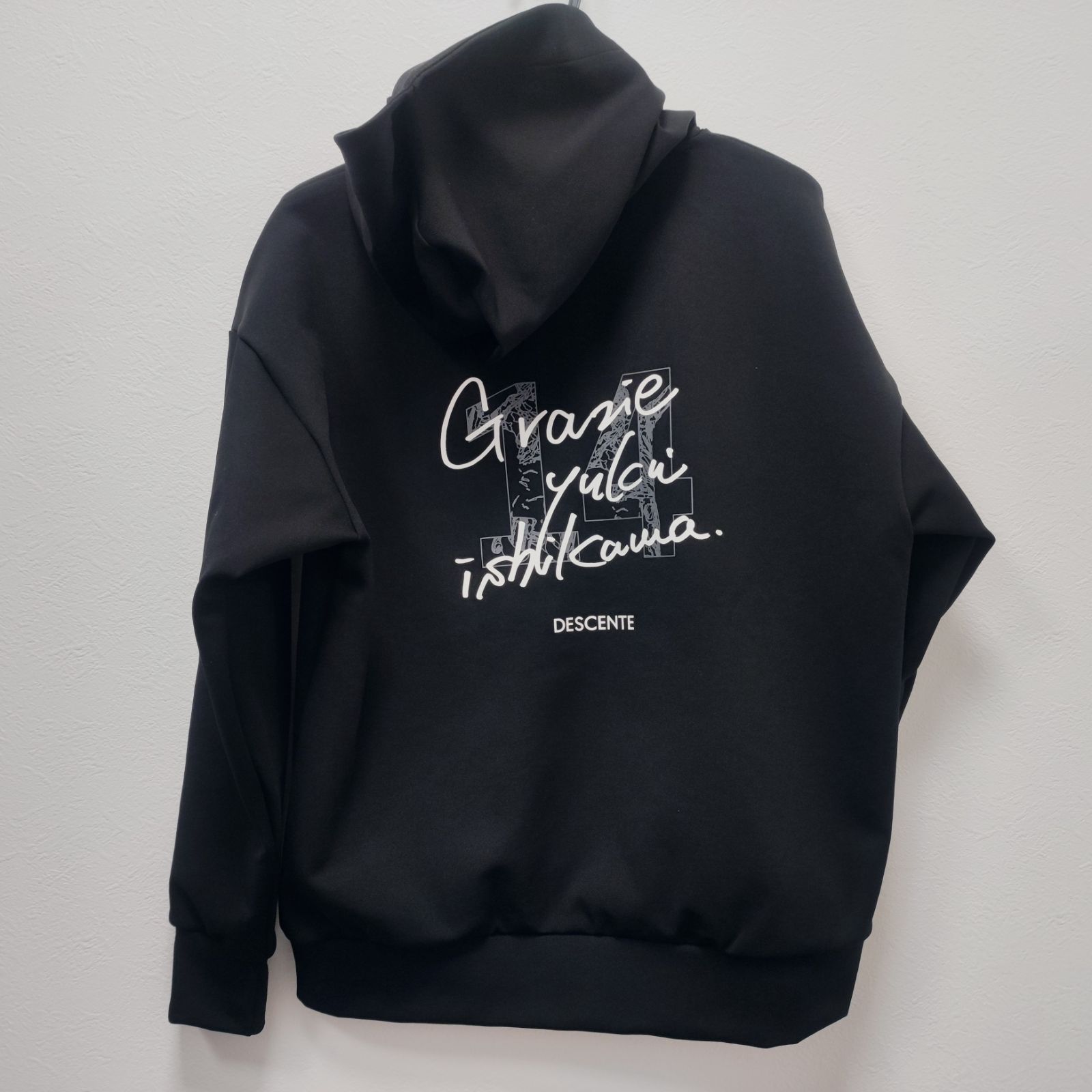 美品☆タグ付き デサント 石川祐希選手 オリジナルスウエット 売れ筋