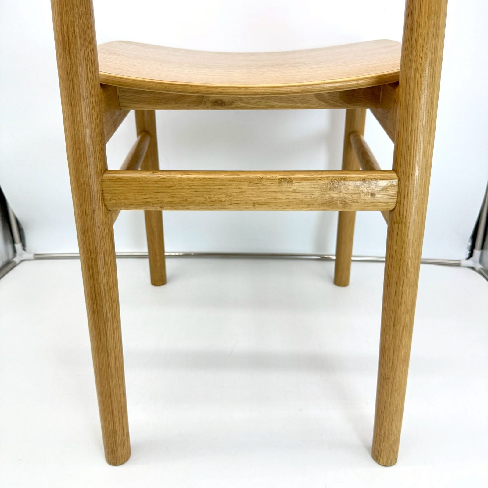 無印良品 ラウンドチェア オーク材 MUJI ダイニングチェア - メルカリ
