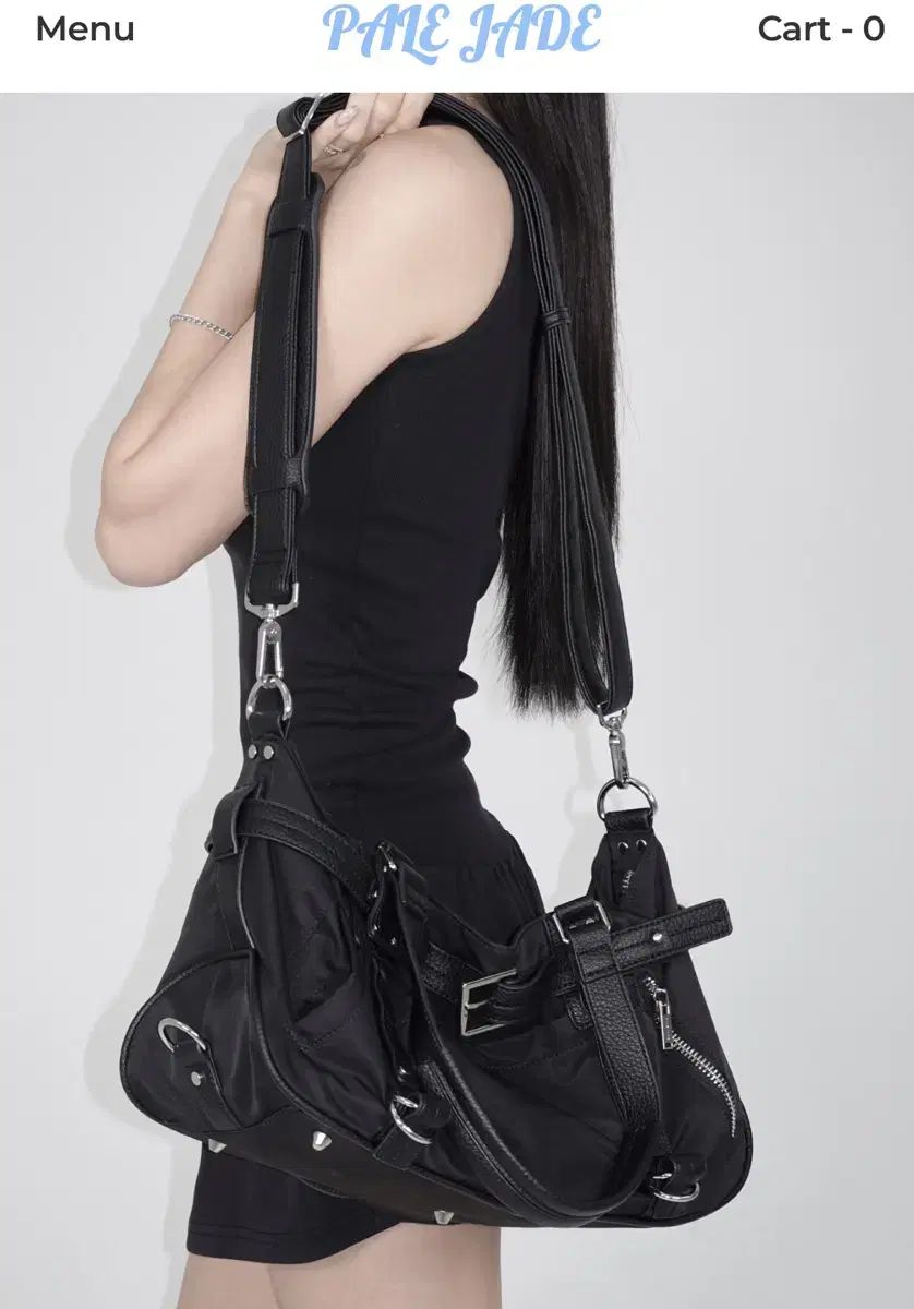 ペイルジェイド ベルト付き ダッフルバッグ ブラック