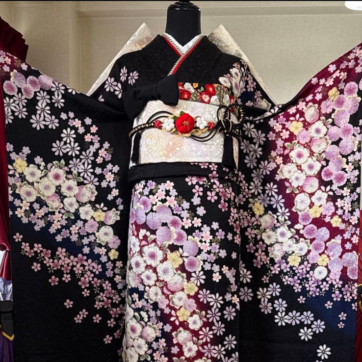 振袖フルセット(7点)・辻が花・鶯色・絞り・パールトーン加工済・藤花房・正絹 振袖フルセット(7点)・辻が花・鶯色・絞り・パールトーン加工済・正絹